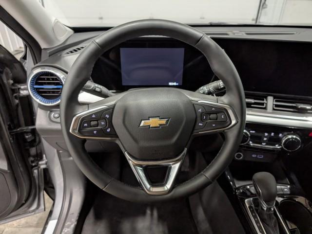 used 2025 Chevrolet Trax car, priced at $20,498