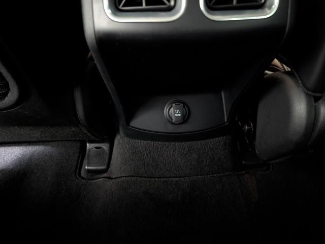 used 2025 Kia Sorento car, priced at $32,998