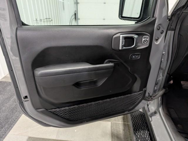 used 2022 Jeep Wrangler Unlimited car, priced at $30,498