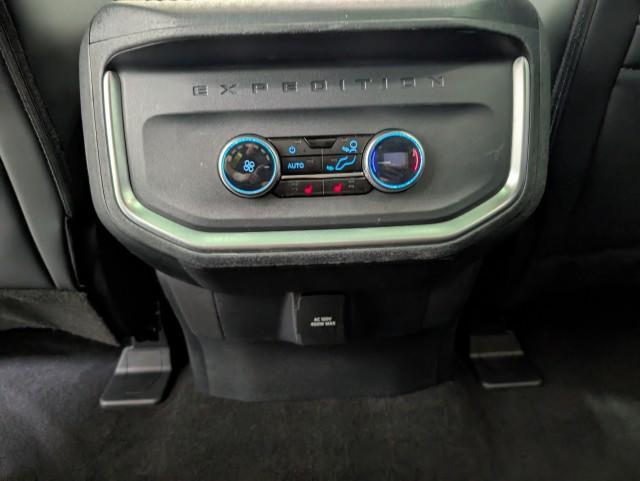 used 2025 Ford Expedition car, priced at $62,998
