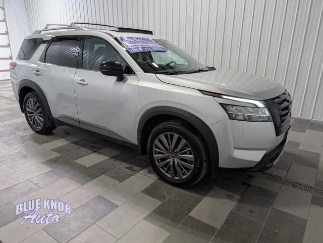 used 2023 Nissan Pathfinder car, priced at $32,998