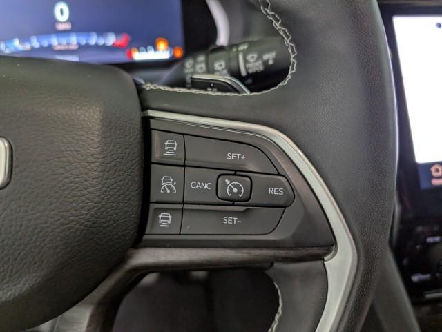 used 2023 Jeep Grand Cherokee car, priced at $32,998