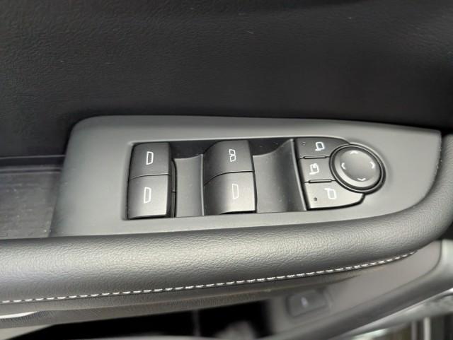 used 2025 Buick Enclave car, priced at $39,998