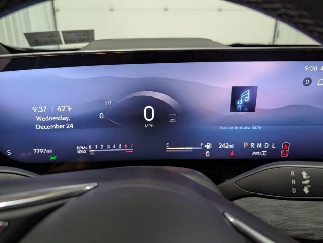 used 2025 Buick Enclave car, priced at $39,998