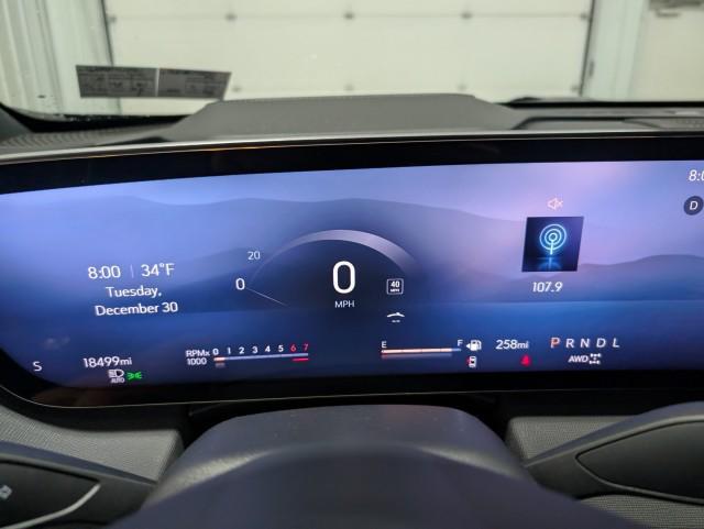 used 2025 Buick Enclave car, priced at $39,998