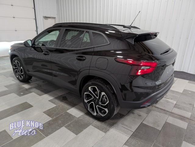 used 2025 Chevrolet Trax car, priced at $24,498