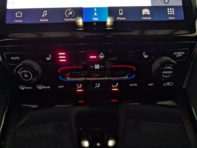 used 2023 Jeep Grand Cherokee car, priced at $32,998