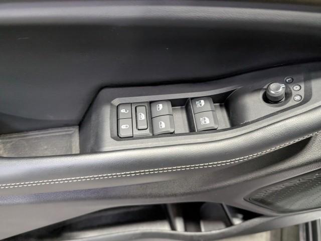 used 2023 Jeep Grand Cherokee car, priced at $32,998