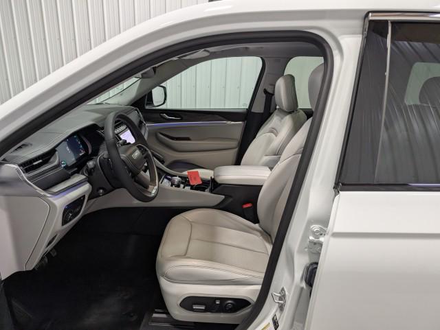 used 2022 Jeep Grand Cherokee 4xe car, priced at $28,998