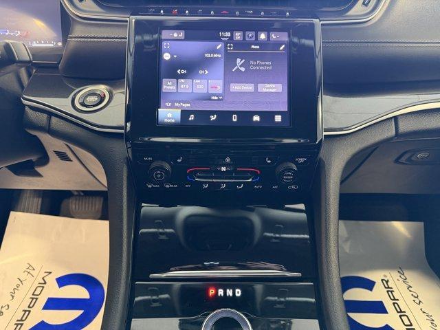 used 2022 Jeep Grand Cherokee car, priced at $23,422