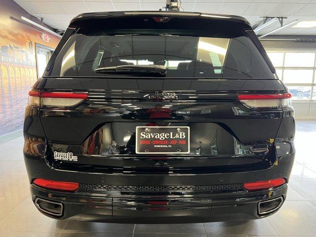 new 2025 Jeep Grand Cherokee car, priced at $75,715