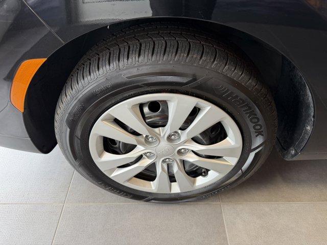 used 2021 Kia Soul car, priced at $17,422