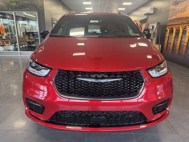 new 2026 Chrysler Pacifica car, priced at $51,180