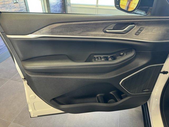 used 2023 Jeep Grand Cherokee 4xe car