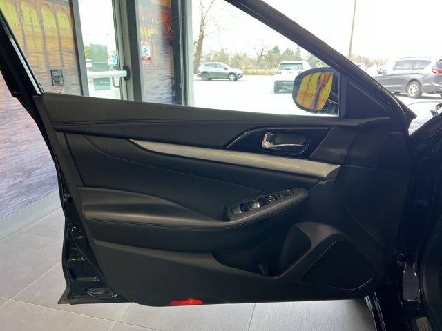 used 2017 Nissan Maxima car, priced at $15,999