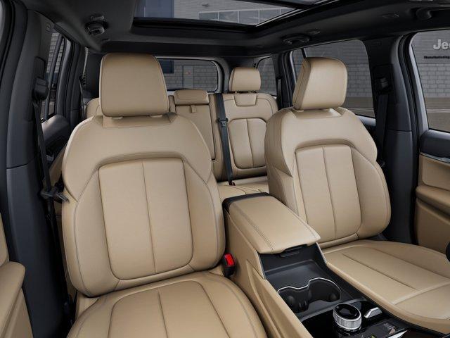 new 2026 Jeep Grand Cherokee car, priced at $52,625