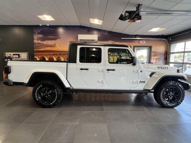 used 2024 Jeep Gladiator car, priced at $41,975