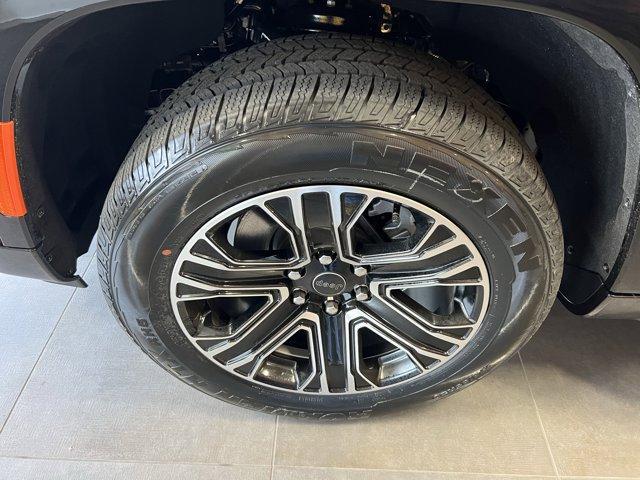 new 2026 Jeep Grand Wagoneer car, priced at $74,010