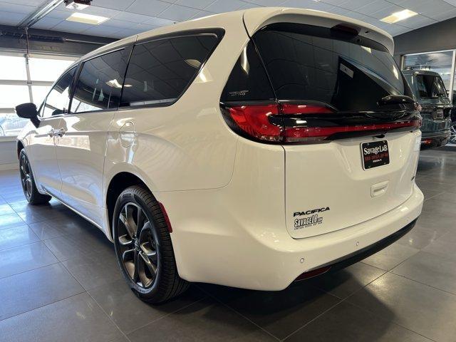 new 2026 Chrysler Pacifica car, priced at $52,080