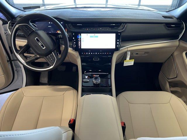 new 2026 Jeep Grand Cherokee car, priced at $52,030