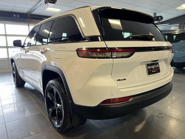 new 2026 Jeep Grand Cherokee car, priced at $52,030