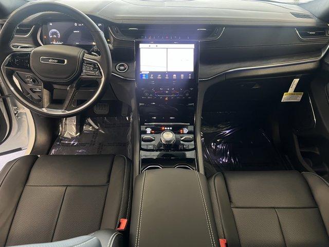 new 2025 Jeep Grand Cherokee car, priced at $60,689