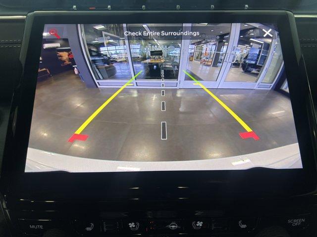 new 2025 Jeep Grand Cherokee car, priced at $60,689