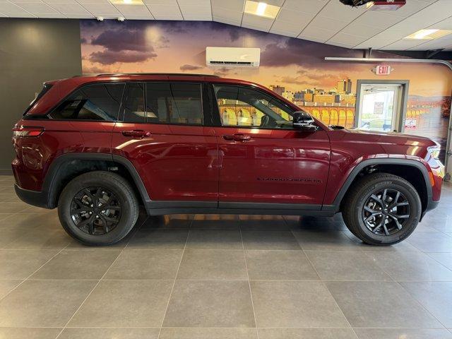 new 2025 Jeep Grand Cherokee car, priced at $43,500