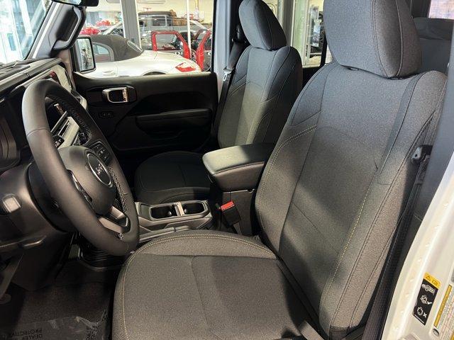 new 2026 Jeep Gladiator car, priced at $51,835