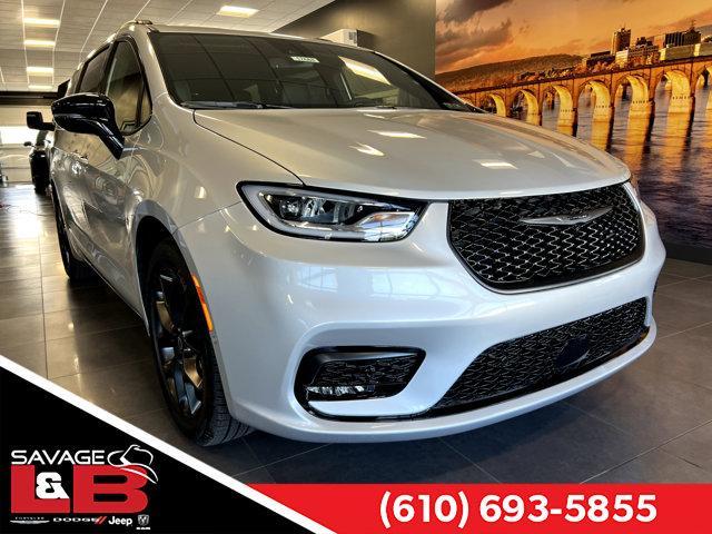 new 2026 Chrysler Pacifica car, priced at $50,155