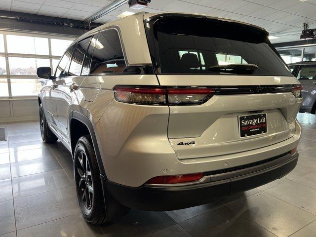 new 2026 Jeep Grand Cherokee car, priced at $50,570