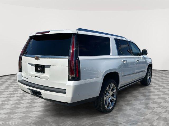 used 2020 Cadillac Escalade ESV car, priced at $39,200
