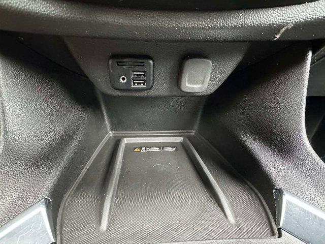 used 2023 Chevrolet Traverse car, priced at $32,980