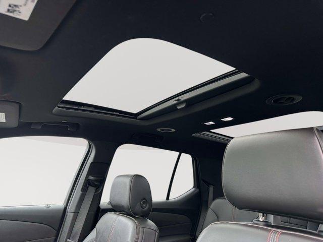 used 2023 Chevrolet Traverse car, priced at $32,980