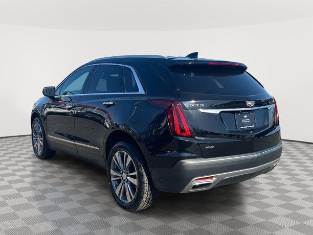 used 2022 Cadillac XT5 car, priced at $28,310