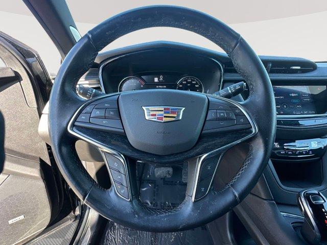 used 2022 Cadillac XT5 car, priced at $28,310