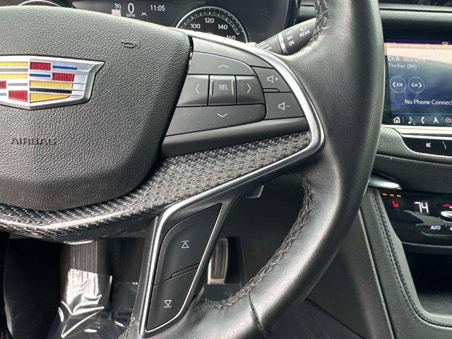 used 2022 Cadillac XT5 car, priced at $32,980