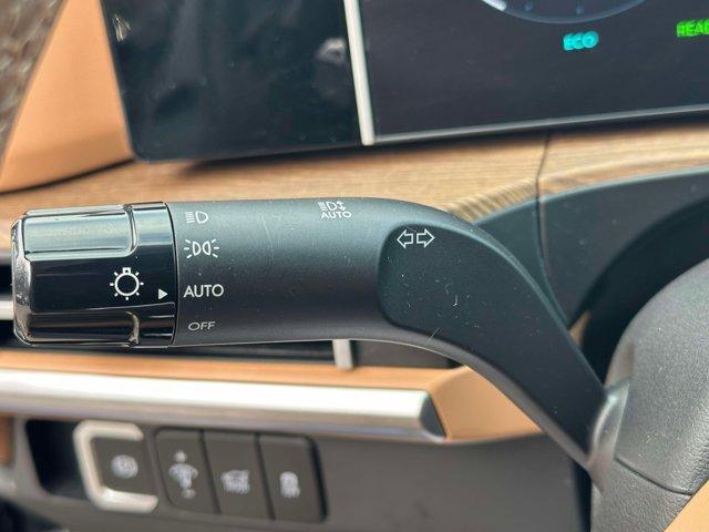 used 2025 Hyundai Santa Fe car, priced at $31,980