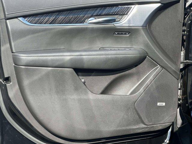 used 2023 Cadillac XT6 car, priced at $35,990