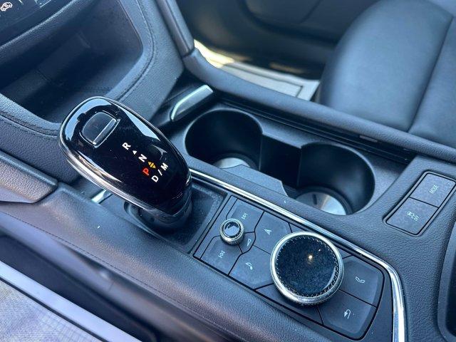 used 2023 Cadillac XT6 car, priced at $35,990