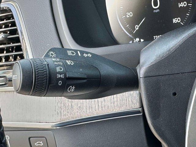 used 2021 Volvo XC90 car, priced at $25,800