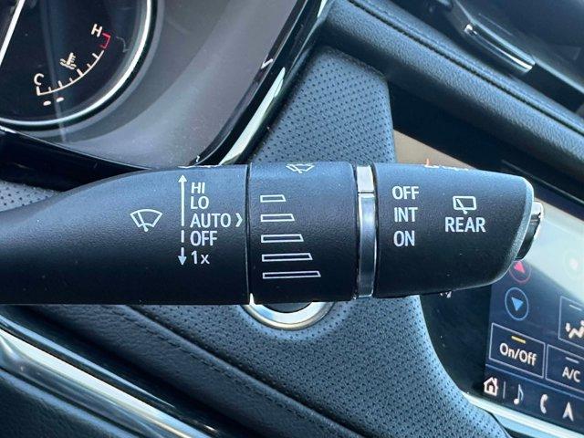 used 2022 Cadillac XT5 car, priced at $28,940