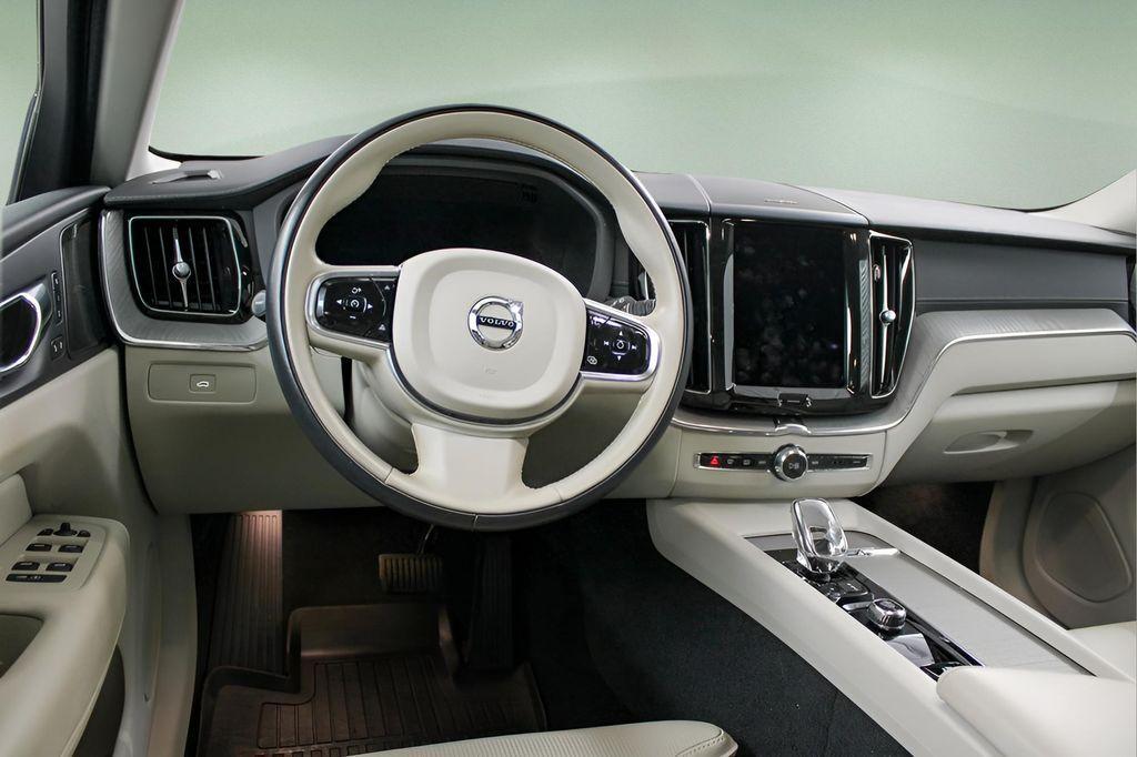 used 2023 Volvo XC60 car, priced at $34,989