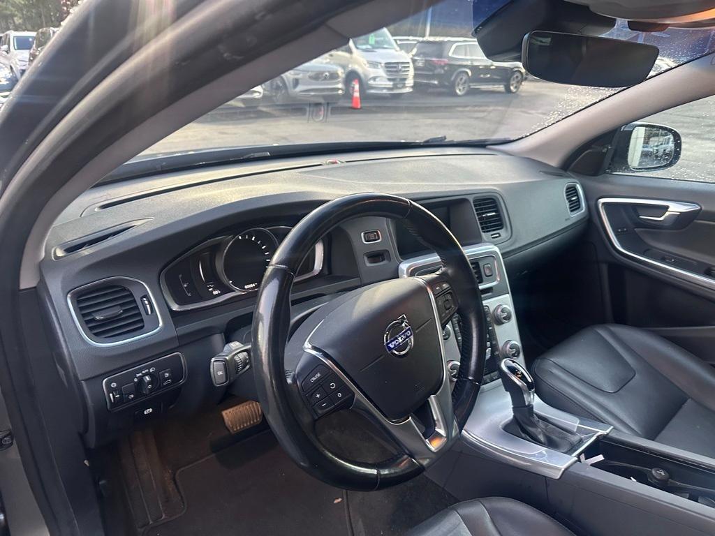 used 2018 Volvo V60 Cross Country car, priced at $19,989
