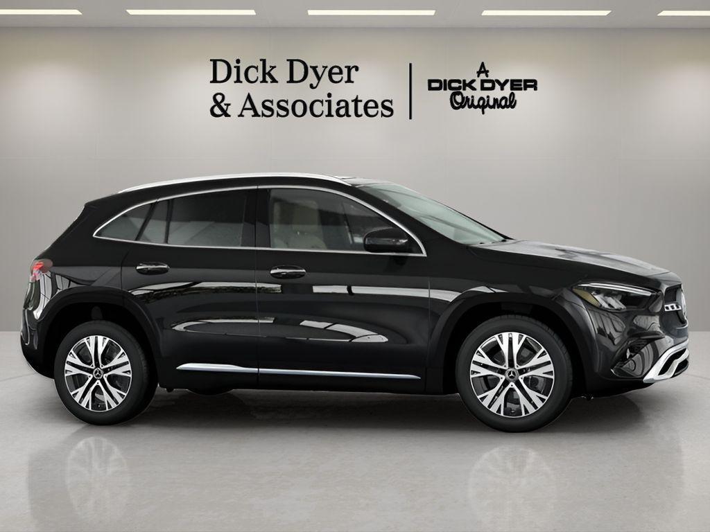 used 2026 Mercedes-Benz GLA 250 car, priced at $39,989
