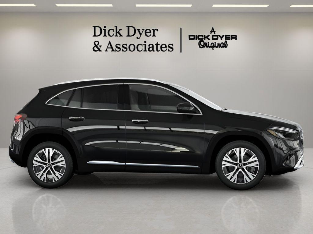 used 2026 Mercedes-Benz GLA 250 car, priced at $39,989