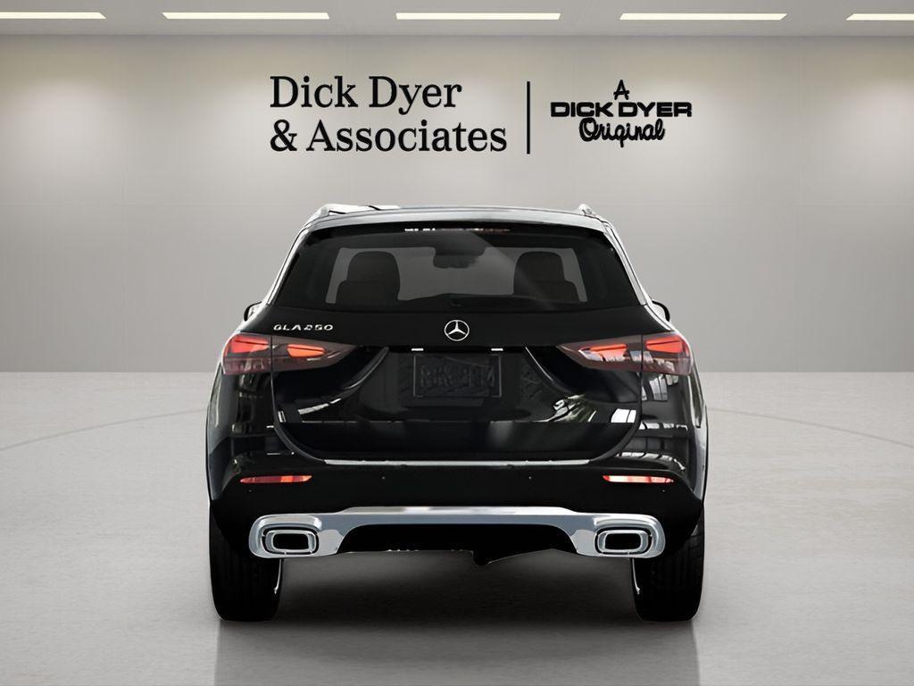 used 2026 Mercedes-Benz GLA 250 car, priced at $39,989