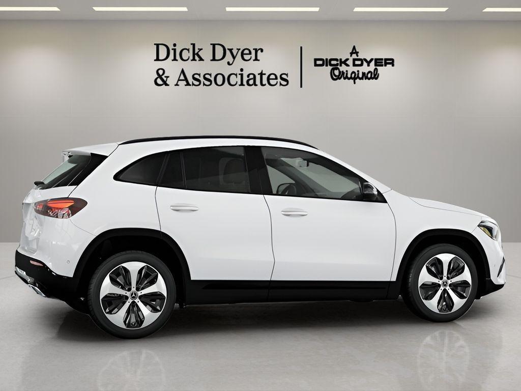 used 2026 Mercedes-Benz GLA 250 car, priced at $39,989