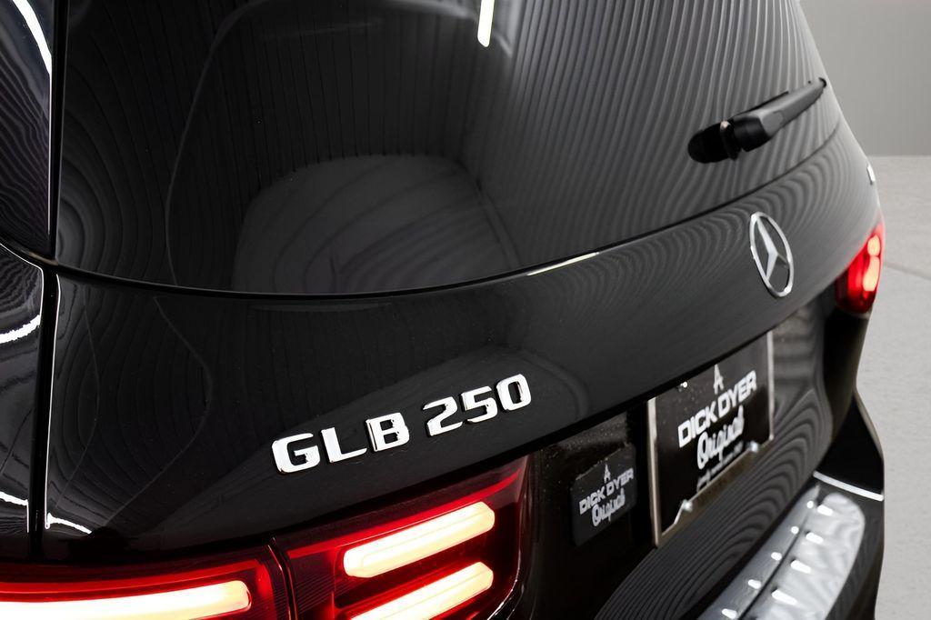 used 2024 Mercedes-Benz GLB 250 car, priced at $38,989
