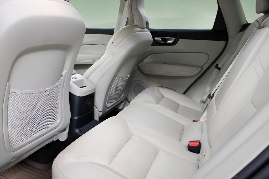 used 2023 Volvo XC60 Recharge Plug-In Hybrid car, priced at $44,989